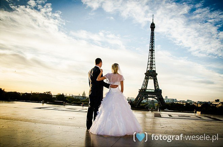 nowożeńcy w Paryżu