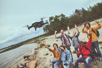 Dlaczego warto wykorzystać drony do fotografowania z powietrza?