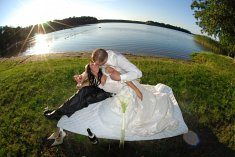 Tanie zdjęcia ślubne - Wytomyśl