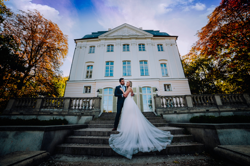 Sesja ślubna na terenie Zespołu pałacowo-parkowego w Ostromecku 2