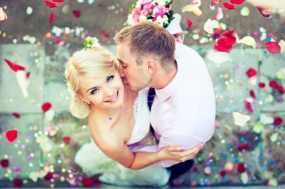 Zaproszenia ślubne ze zdjęciem: jak wybrać najlepsze?